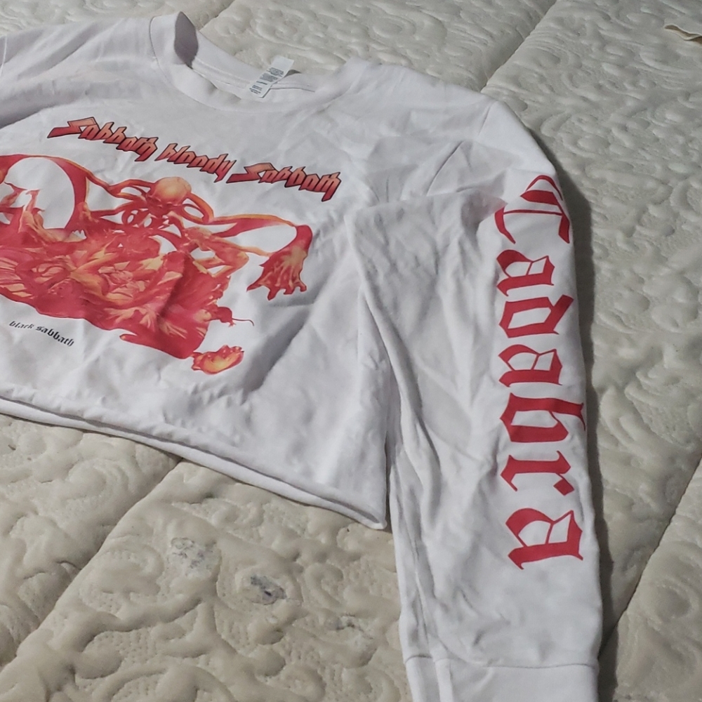 Crop top - Picture 3 of 4